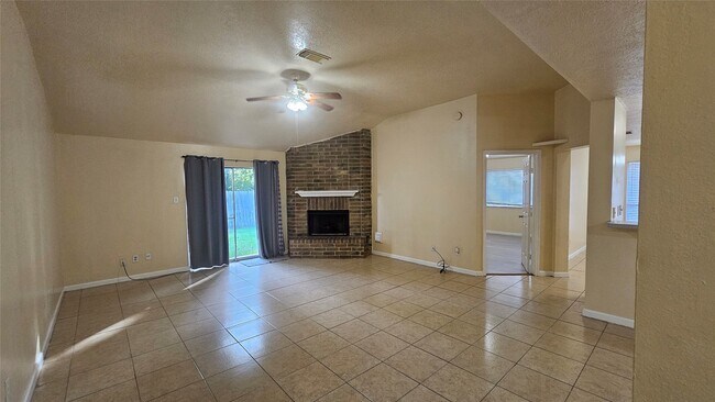 Building Photo - 28811 Sedgefield St