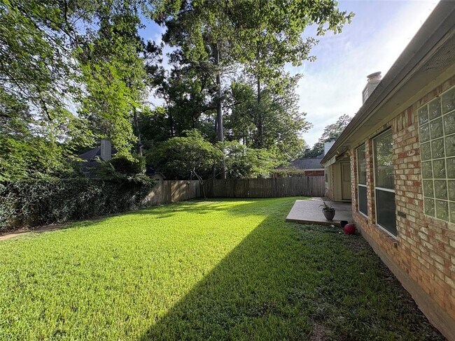 Building Photo - 12211 Longfellow Dr