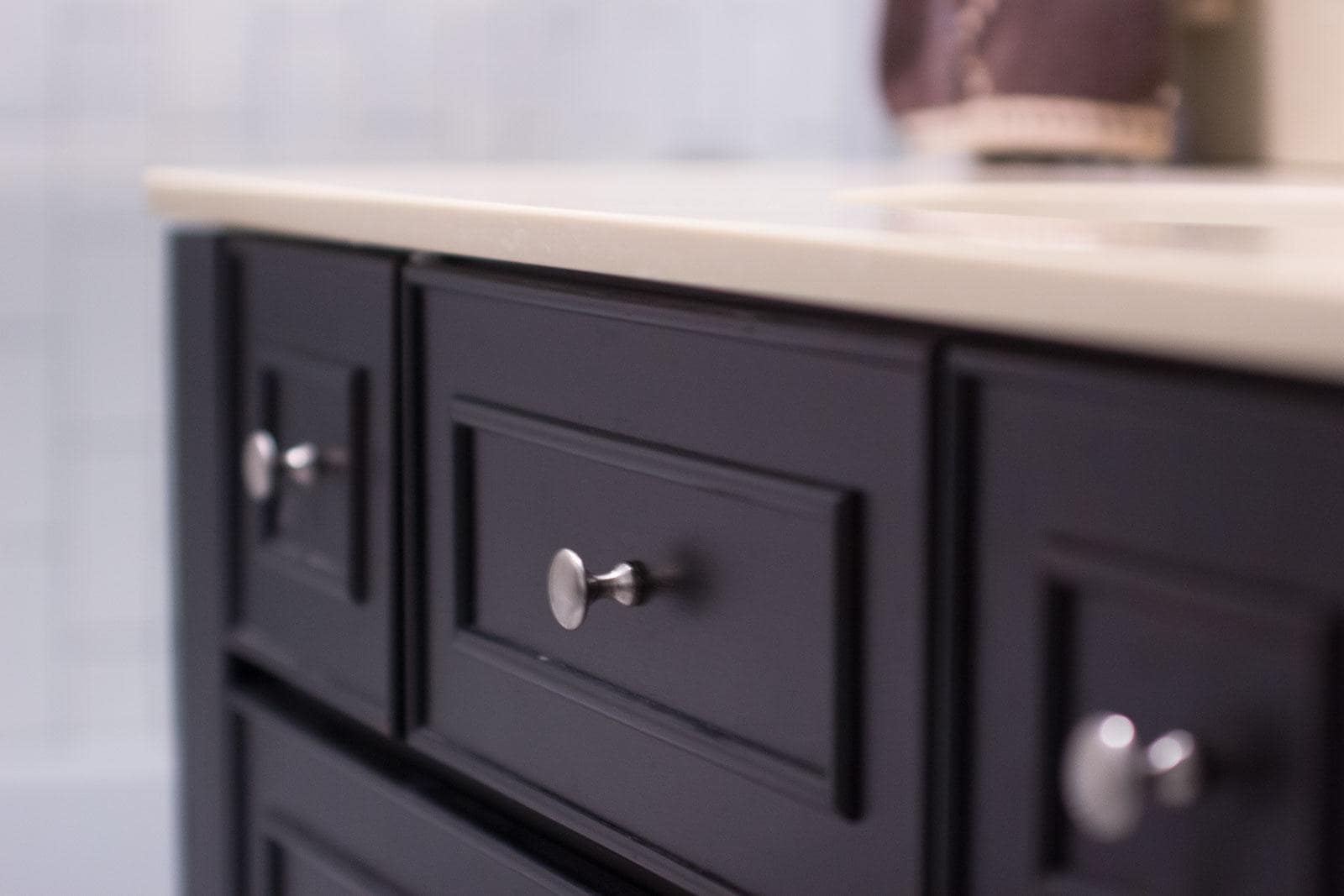 full bath vanity - 3000 Golden Rd