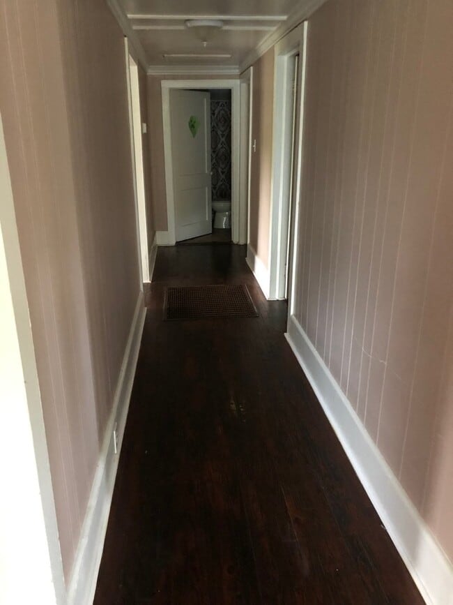 Building Photo - Marsh View Ranch