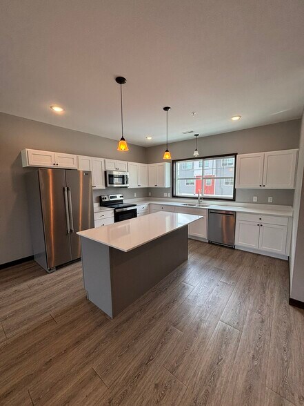 Building Photo - 3064 Bluestem Trl