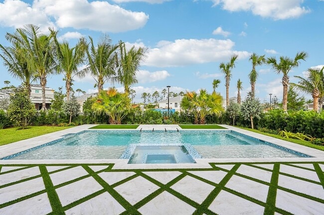 Building Photo - 13621 Le Christine Dr