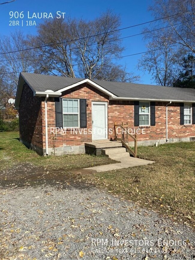 Building Photo - 906 Laura St
