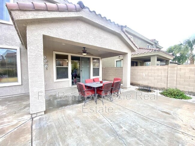 Building Photo - 44342 Yucca Ln