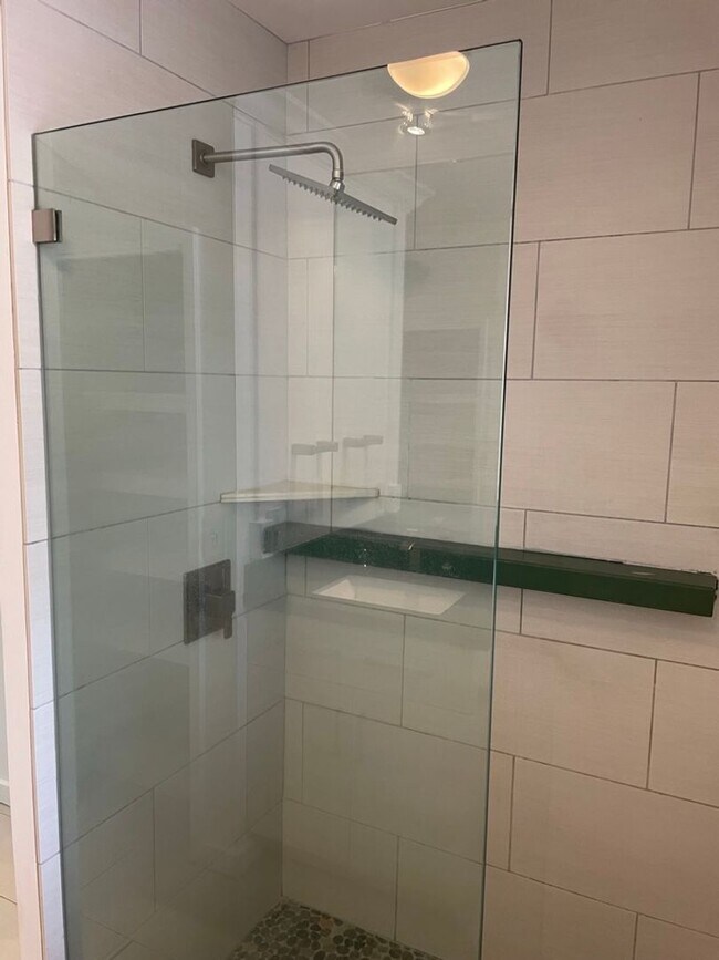 Building Photo - 2 Bedroom, 1 Bath House Across The Street ...