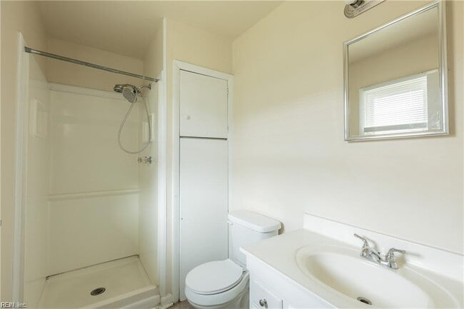 Building Photo - 3533 Dana Ln