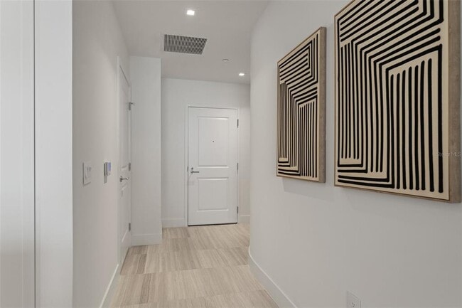 Building Photo - 3015 S Ysabella Ave