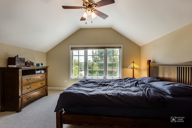 Building Photo - 932 Westmoor Rd