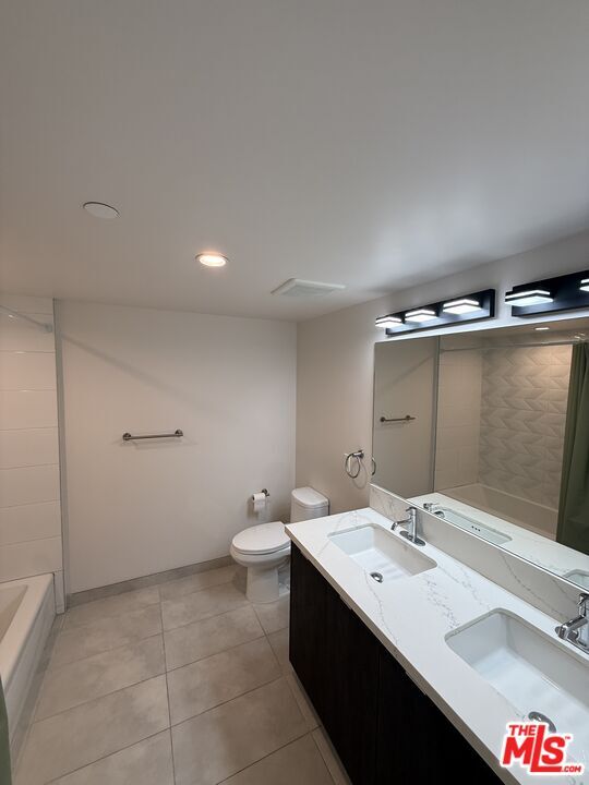 Building Photo - 132 Rosemont Ave