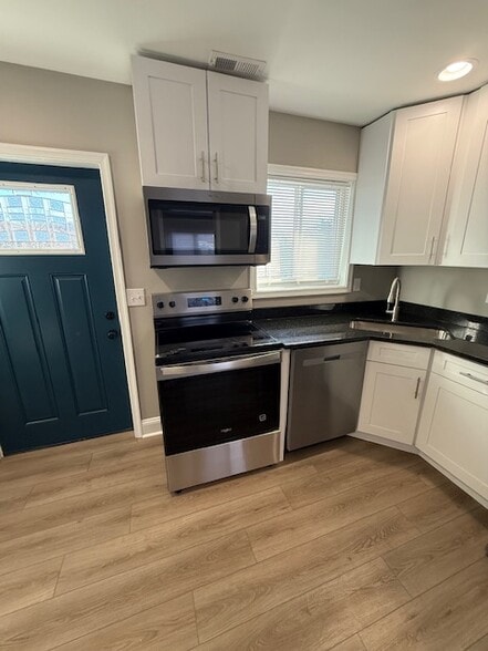 Microwave over stove - 406 E King St