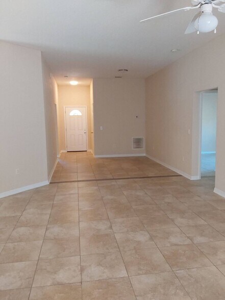 Building Photo - 5 Ranger Pl