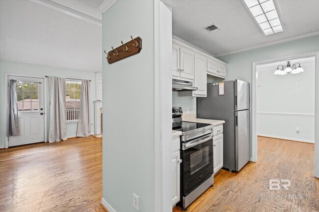 Building Photo - 142 Appomatox Dr