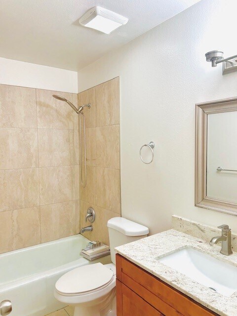 Building Photo - 17818 Noran Cir