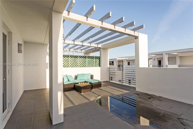 Building Photo - 9187 NW 33rd St