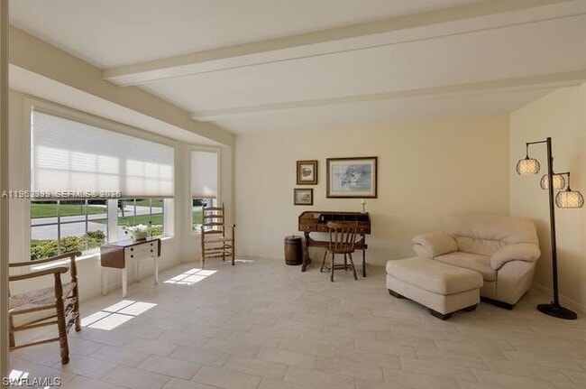 Building Photo - 407 SW 37th St