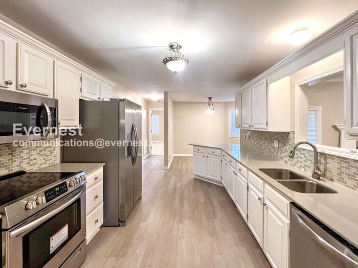 Building Photo - 121 Illinois Bayou Dr