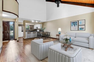 Great Room - 2991 Cranston Dr