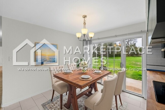 Building Photo - 2105 E Riviera Dr