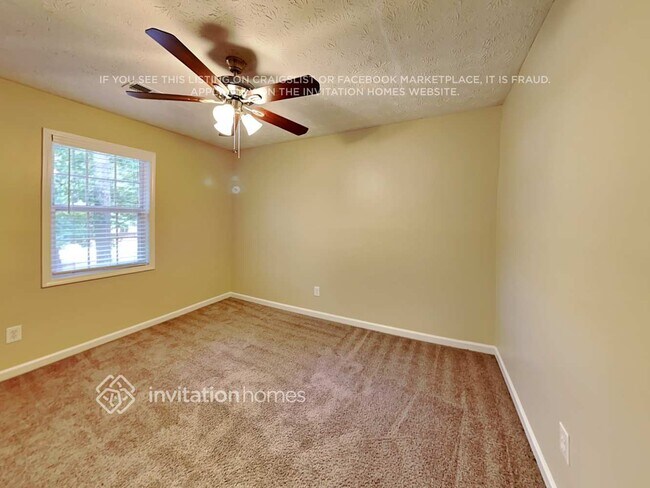 Building Photo - 2260 Rockwell Dr