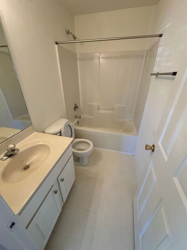 Building Photo - 742 Shellstone Pl