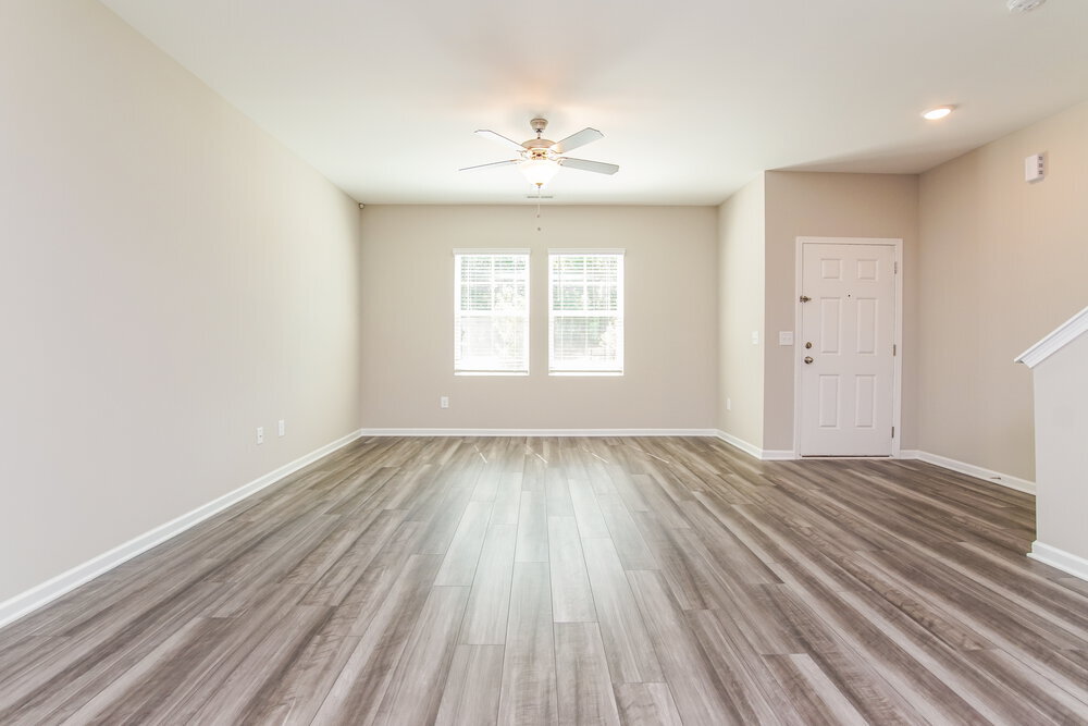 Building Photo - 522 Landing View Dr