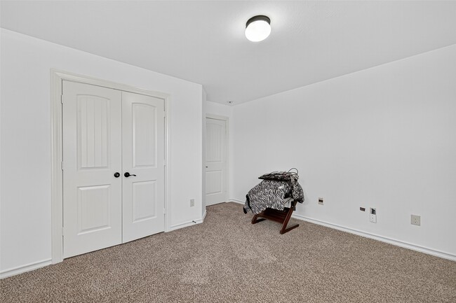 Building Photo - 2019 Argos Dr