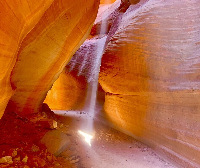 Building Photo - 170 E 100 N