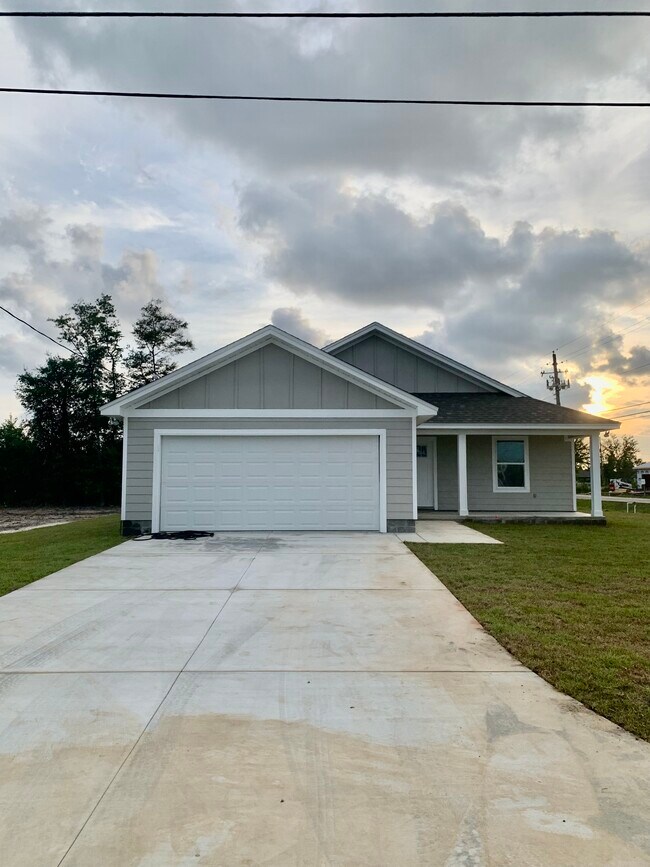 2539 Volusia Ave 2539 Volusia Ave Panama City FL 32405 Apartment Finder