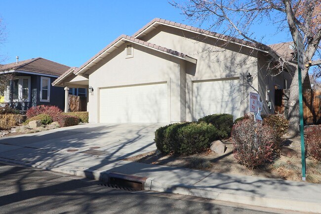 Building Photo - 8701 White Fir St