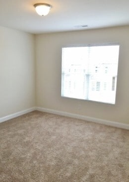 Building Photo - New build townhome!