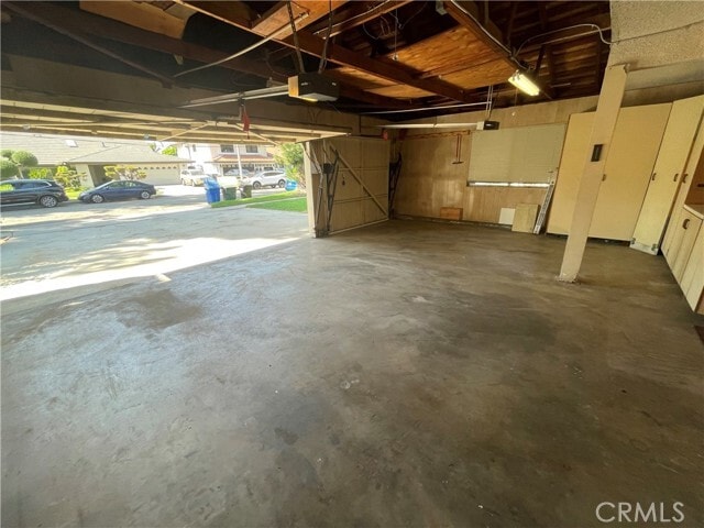 Building Photo - 10524 Casanes Ave