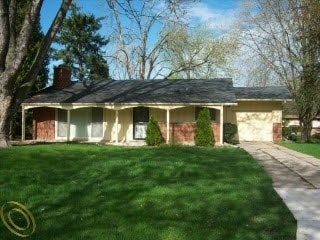 Primary Photo - 3-Bedroom Home in Sought-After Cranbrook V...