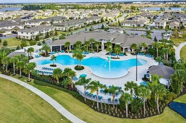 Building Photo - 17061 Water Spring Blvd