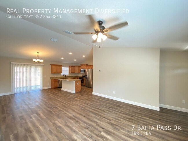 Building Photo - 7 Bahia Pass Dr