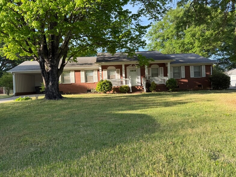 Building Photo - 3 Melbourne Ln