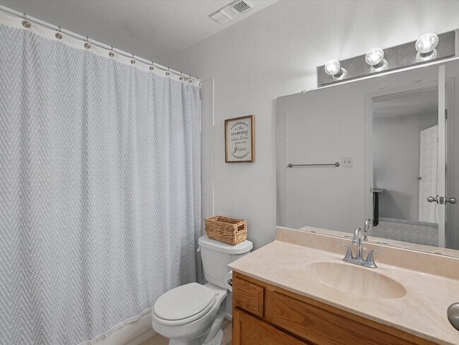 Building Photo - 18515 Egret Bay Blvd