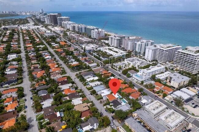 Building Photo - 9141 Abbott Ave