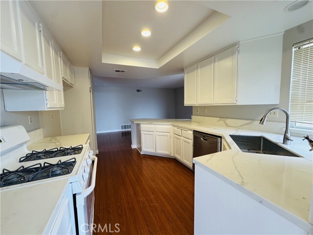 Building Photo - 873 S Sapphire Ln