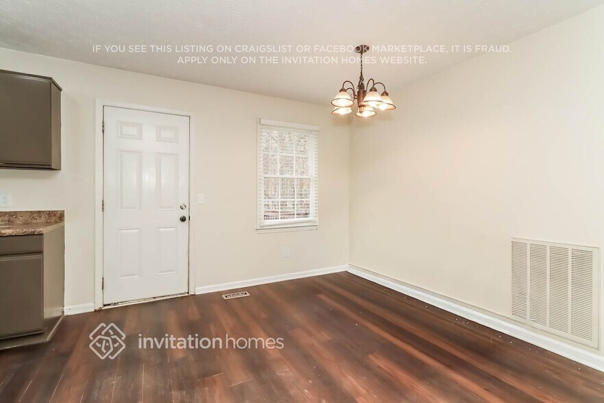 Building Photo - 322 Dillon Dr