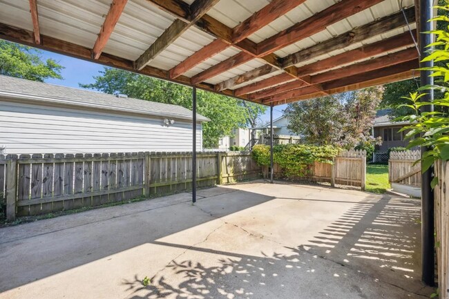 Carport - 4096 Concordia Ave