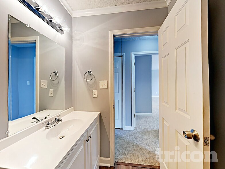 Building Photo - 3118 Montcalm Ct