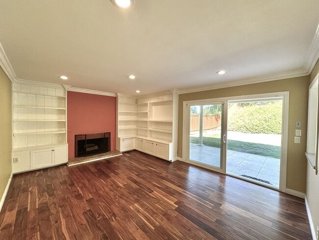 Building Photo - Prestigious Home In Beautiful Del Cerro ~ 5 Bedroom / 3 Bathroom House!!!