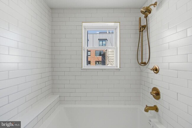 Building Photo - 936 S 23rd St