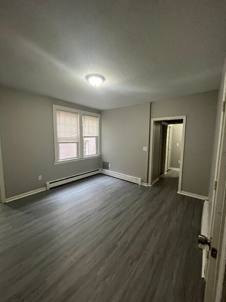 Building Photo - 235 Collins St