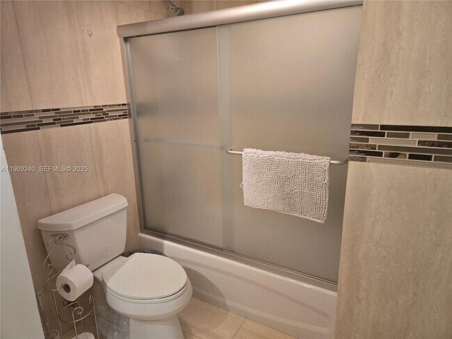 Building Photo - 1600 S Ocean Dr