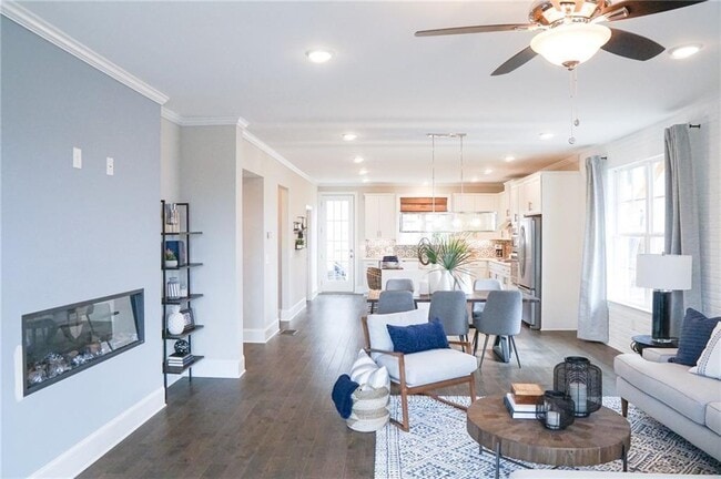 Building Photo - 3025 Poppy Ln
