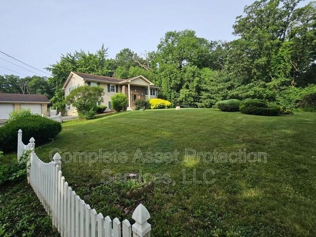 Building Photo - 5121 W 113th Ave