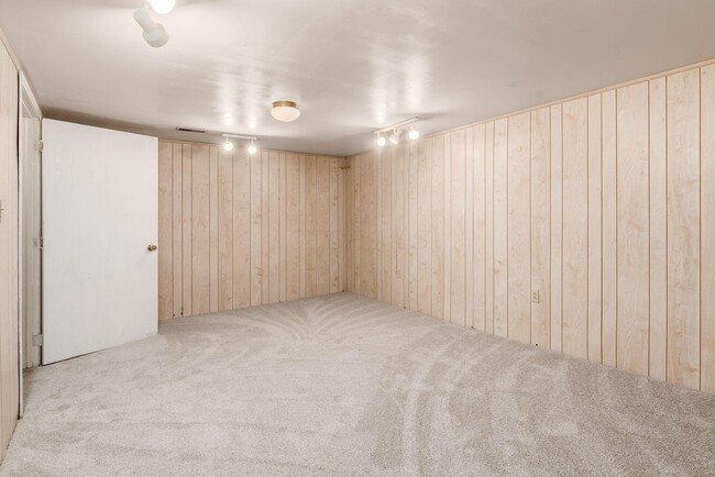 Building Photo - 7897 Kirkby Ct