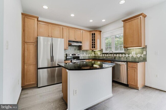 Building Photo - 4577 Derring Ln