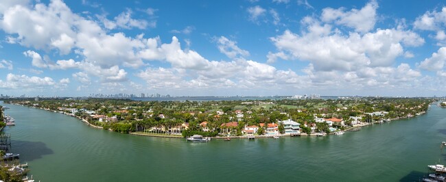 Building Photo - 5600 Collins Ave